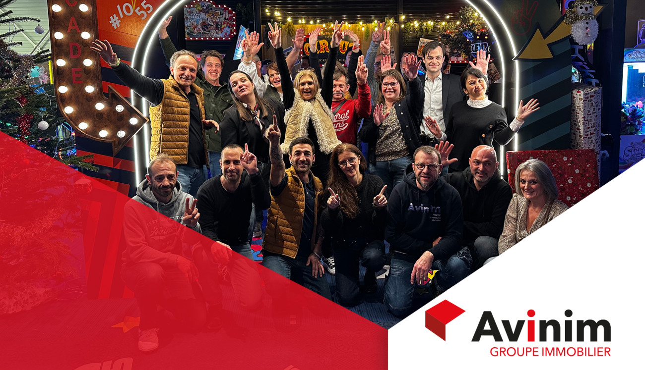 GROUPE Miniature Articles