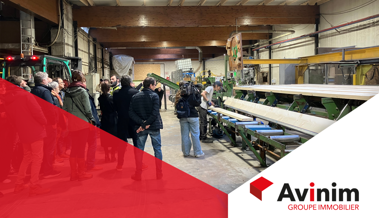 GROUPE Miniature Articles